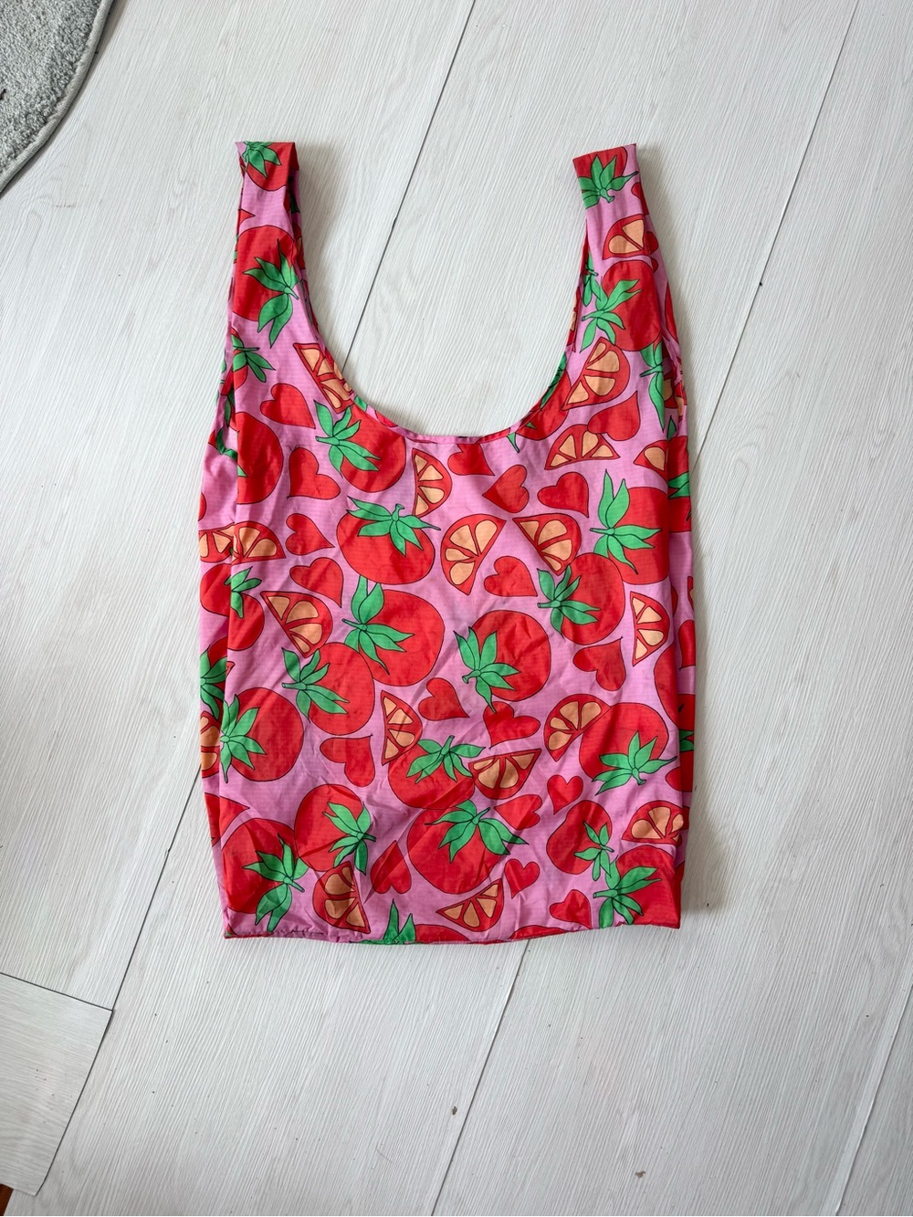 rare vintage baggu tomato print big baggu ♡